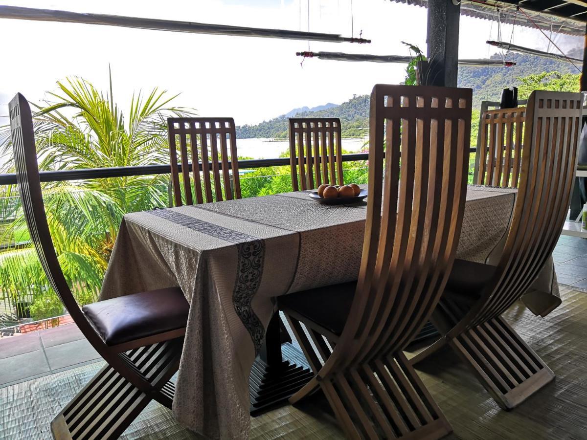 Alia Residence Business Resort Padang Mat Sirat Exterior photo